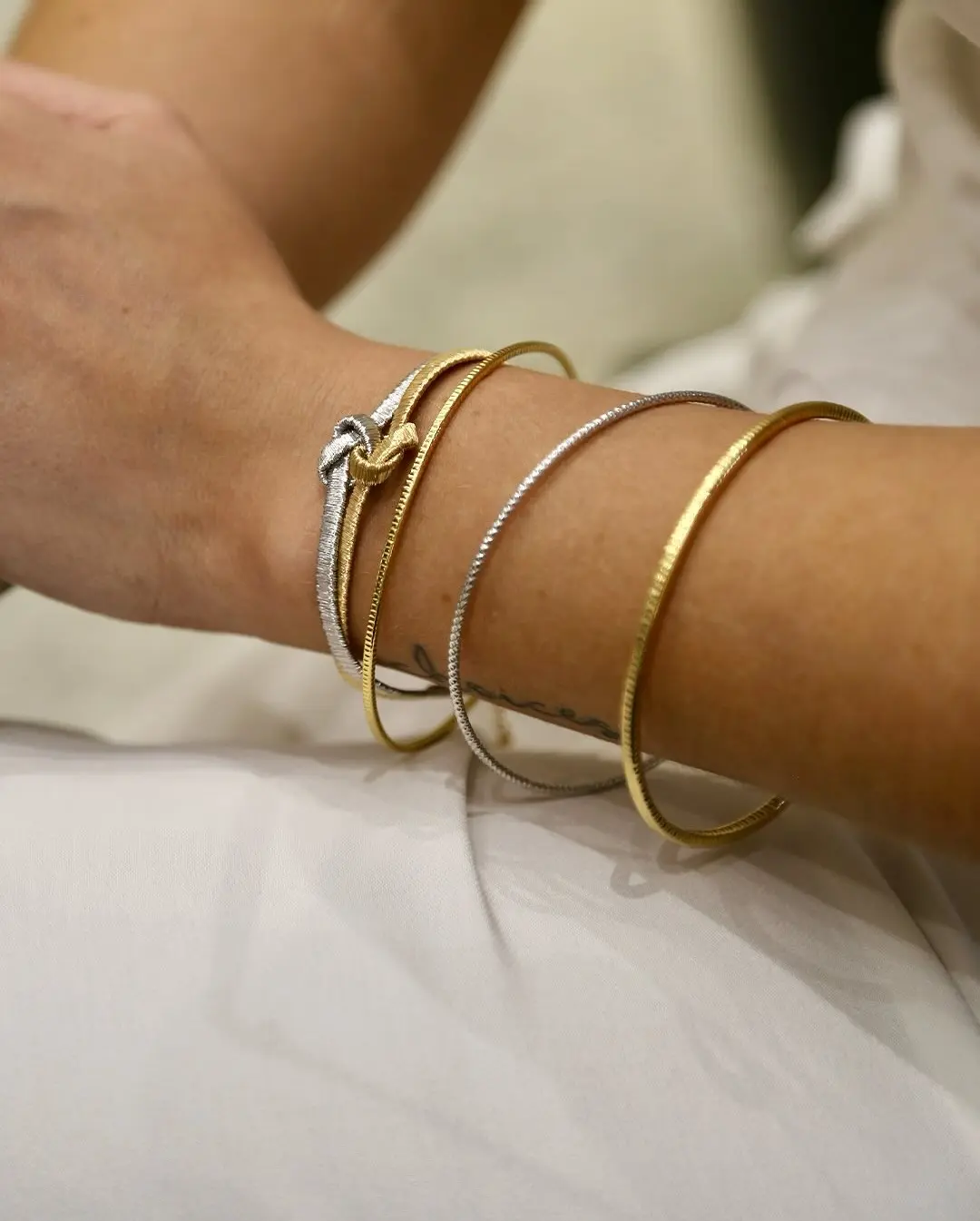 Duotone: A Tendência de Joias em Ouro Bicolor que Irá Te Conquistar | Guzzatti - Image
