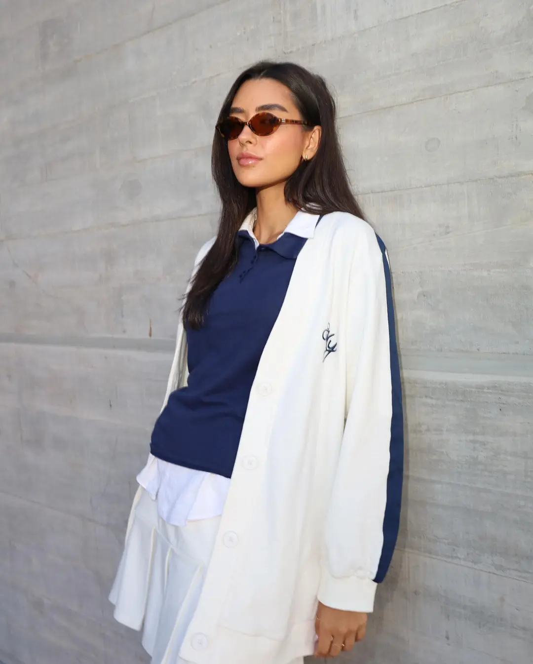 Isacabraal Desfila Elegância com Bottega Veneta e Miu Miu na LMEXP 2025: Descubra os Óculos Exclusivos Guzzatti! - Image