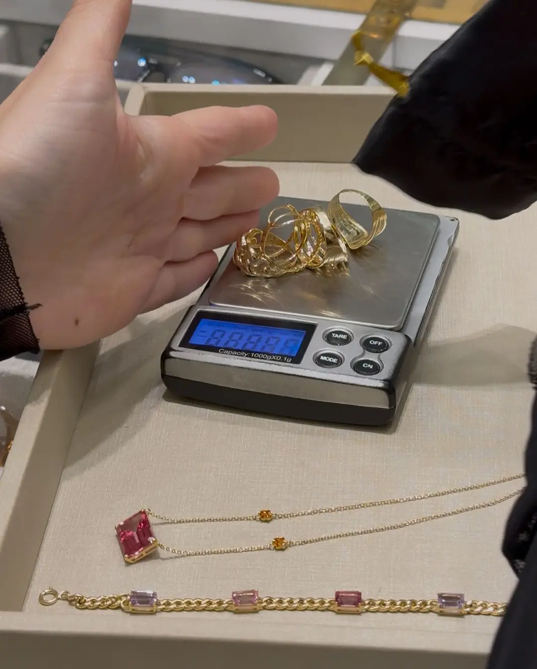 Troca Ouro 18k na Guzzatti: Invista em Novas Joias e Segurança Financeira!