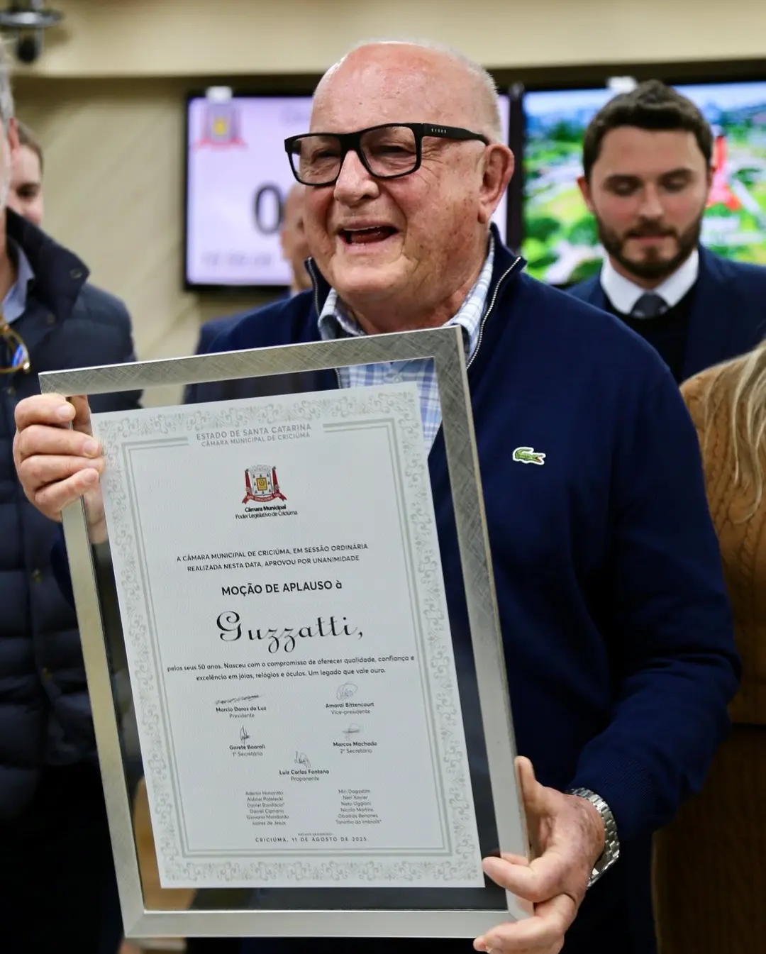 Guzzatti celebra 50 anos em Criciúma: Um legado de joias, ótica e relojoaria
