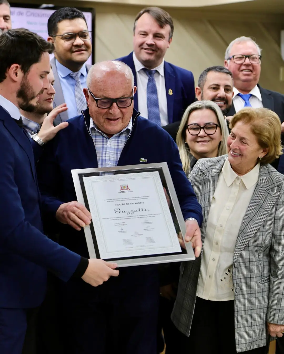 Guzzatti celebra 50 anos em Criciúma: Um legado de joias, ótica e relojoaria