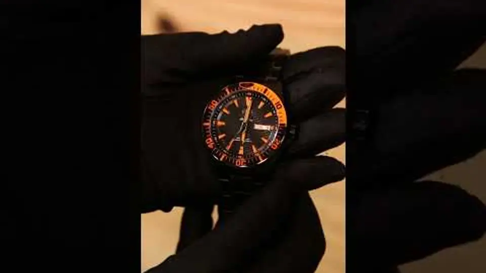 Orient Sport Sea: Um Mergulho no Estilo Retrô e Robusto da Guzzatti