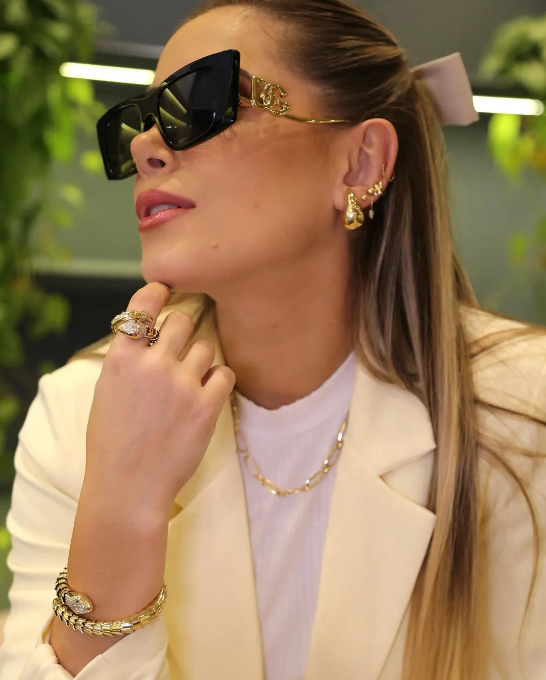 Joias de Serpente: Poder, Transformação e Elegância em Ouro e Pedras Preciosas