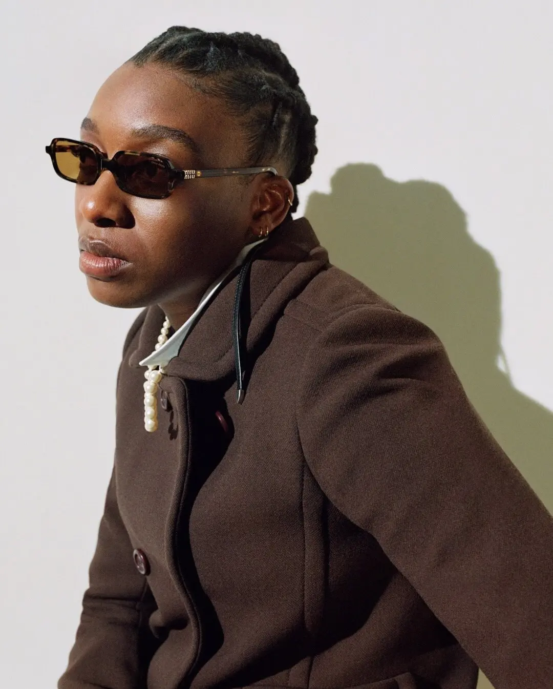 Miu Miu Rescreve o Luxo Contemporâneo com Nova Coleção de Óculos na Guzzatti