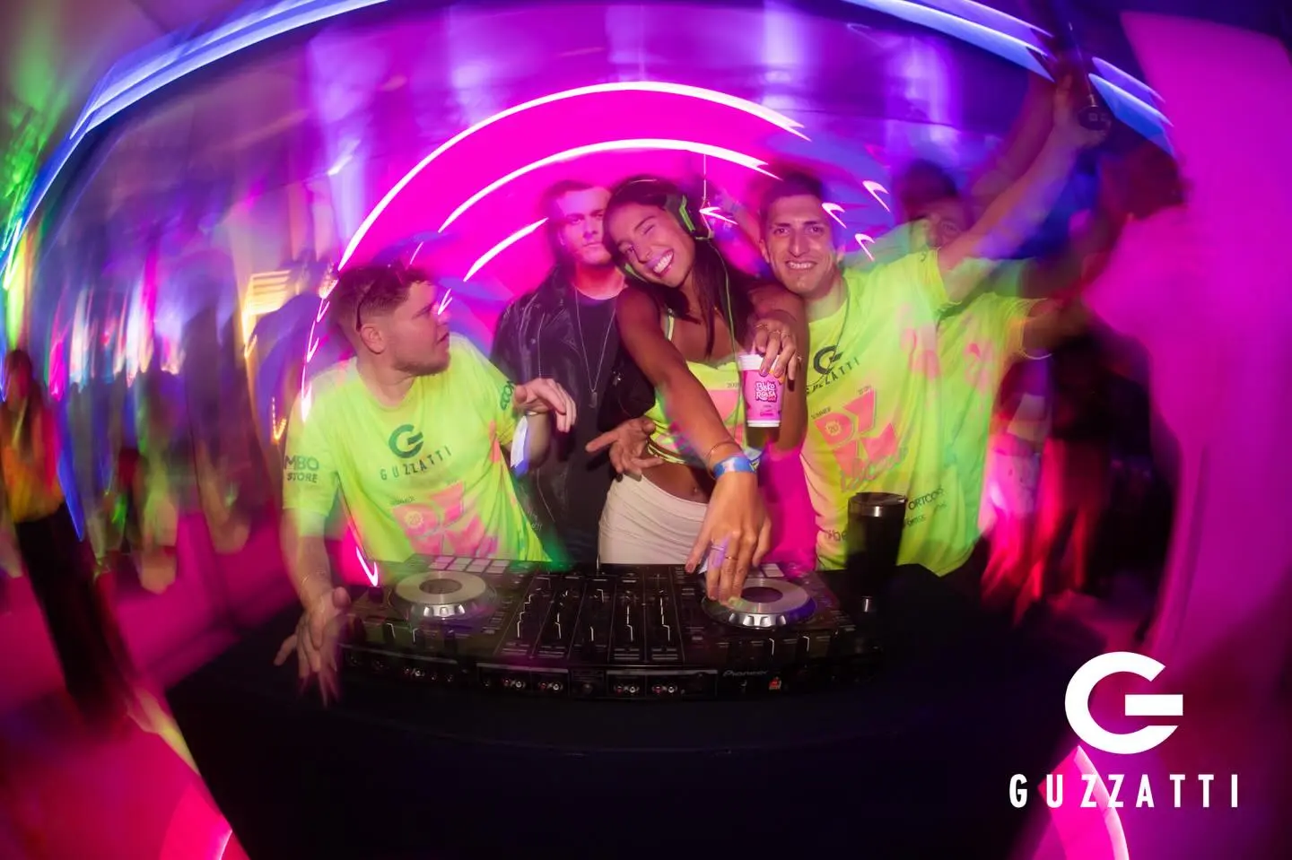 Energia de Verão: Reviva os Melhores Momentos do Lounge Guzzatti na Balneário Rincão