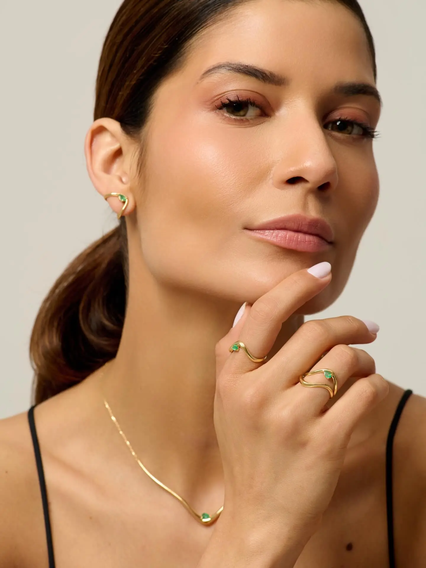 Coleção Movimento Guzzatti: Joias que Fluem e se Transformam em Arte