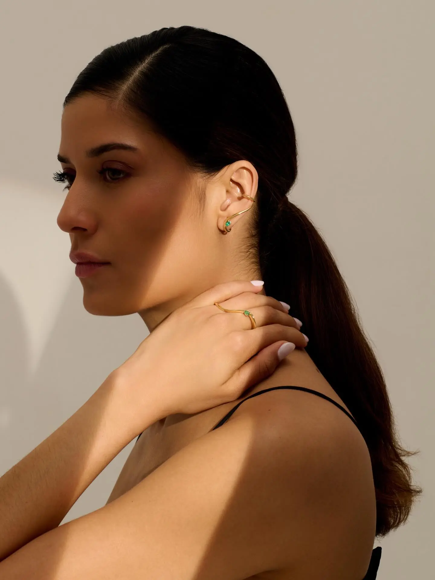 Coleção Movimento Guzzatti: Joias que Fluem e se Transformam em Arte