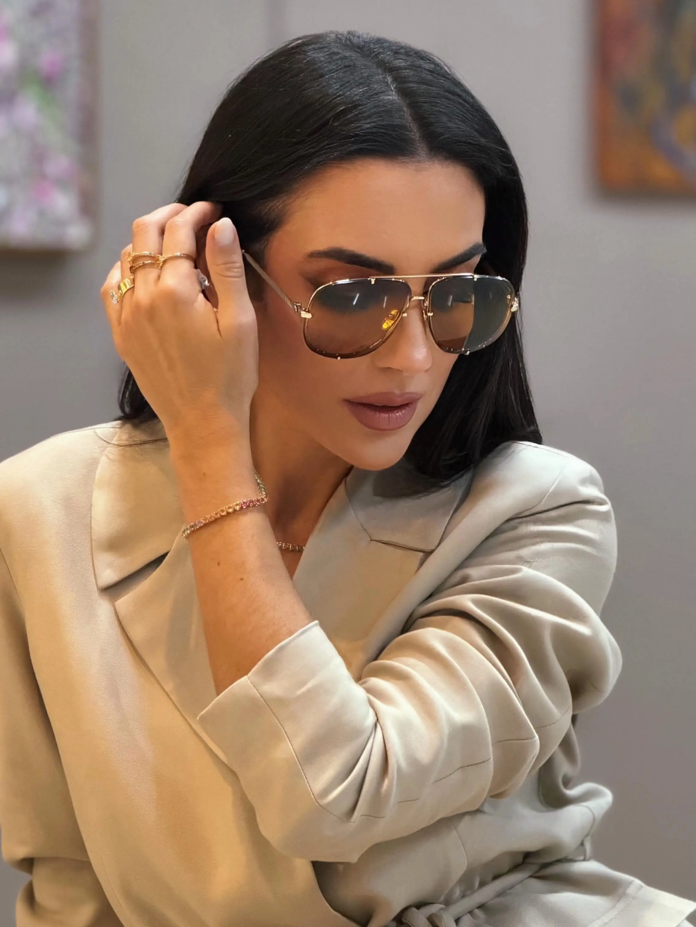 A Harmonia Perfeita: Combine Joias Deslumbrantes e Óculos de Sol Chloé para um Estilo Único