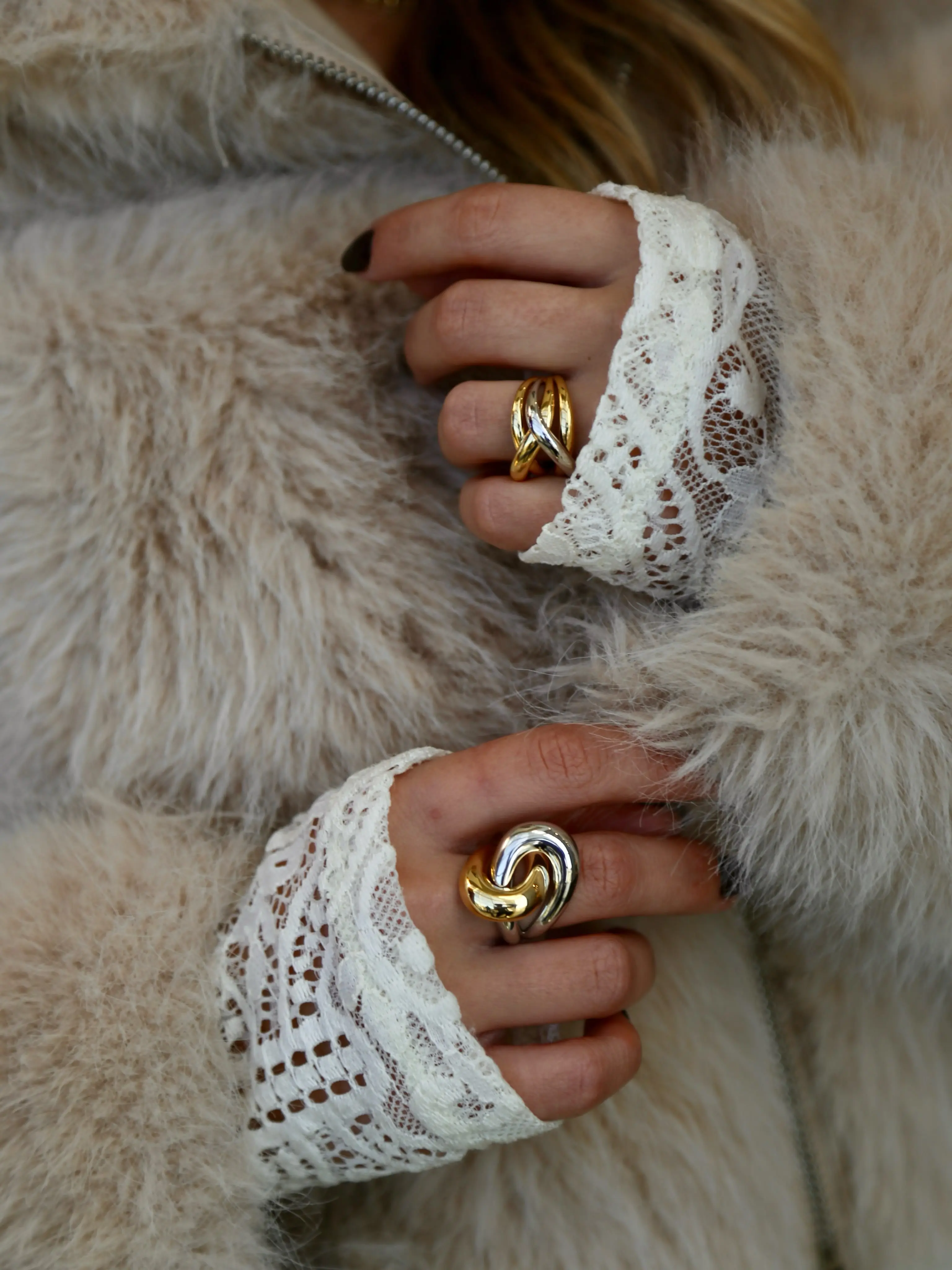 Joias Duotone e Óculos Celine: A Harmonia Perfeita entre Luxo e Estilo na Guzzatti