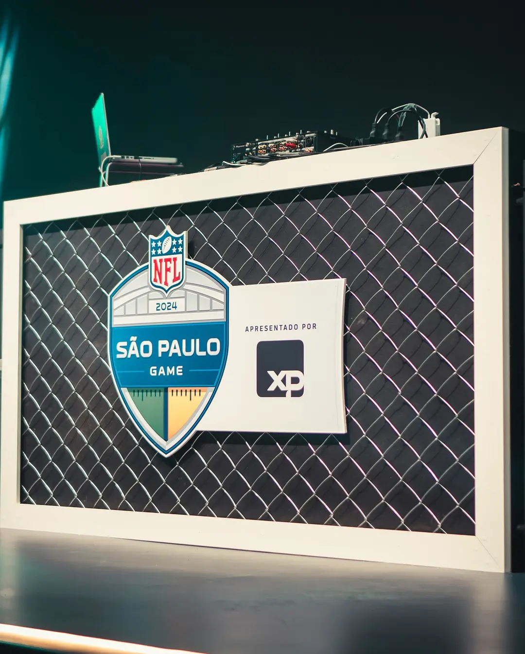 NFL no Brasil: ThinkPrintBrasil Imortaliza Momentos Épicos com Cards Personalizados! - Image