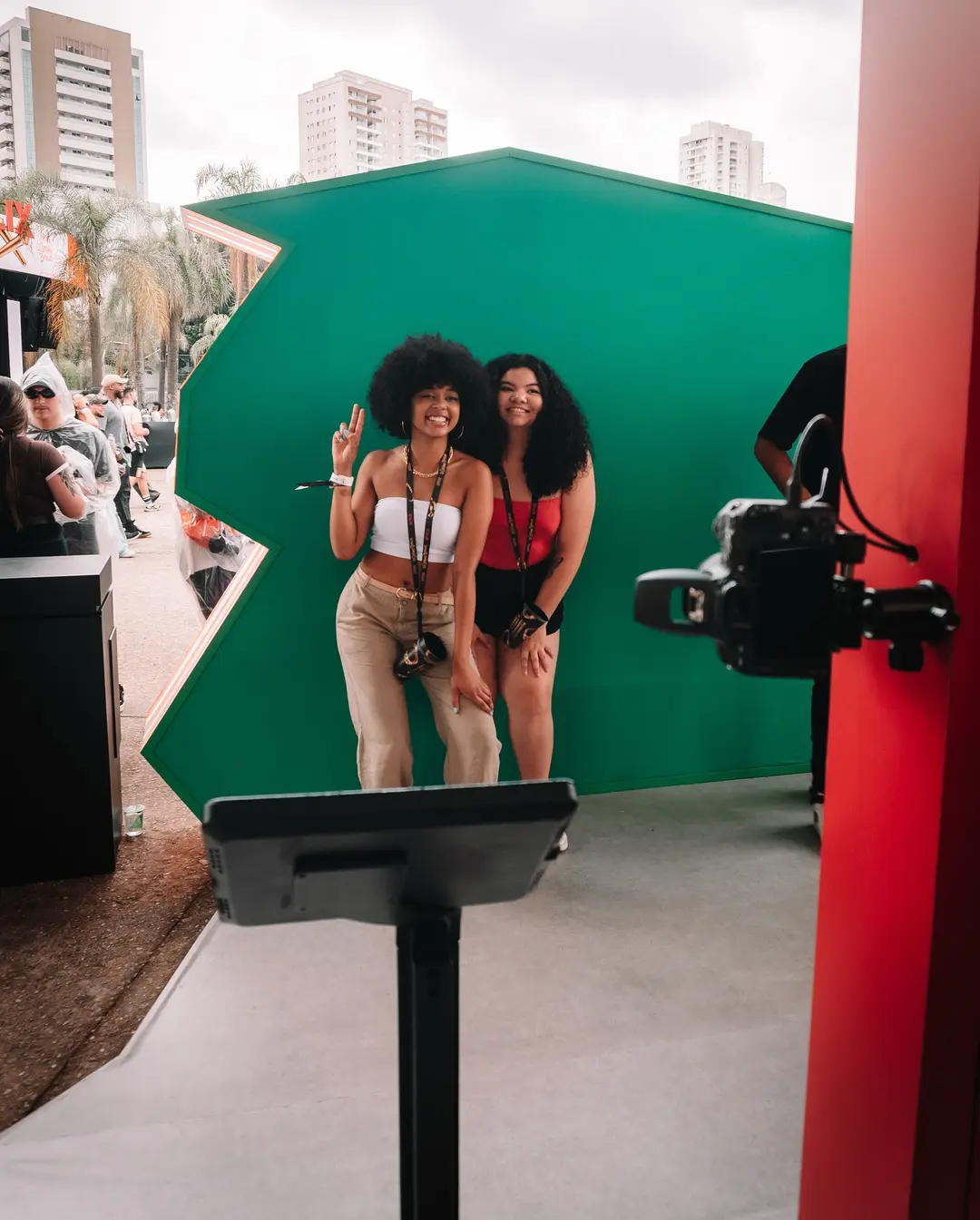 ThinkPrintBrasil Agita o Baile Histórico de Sintonia com Totem AR! - Image