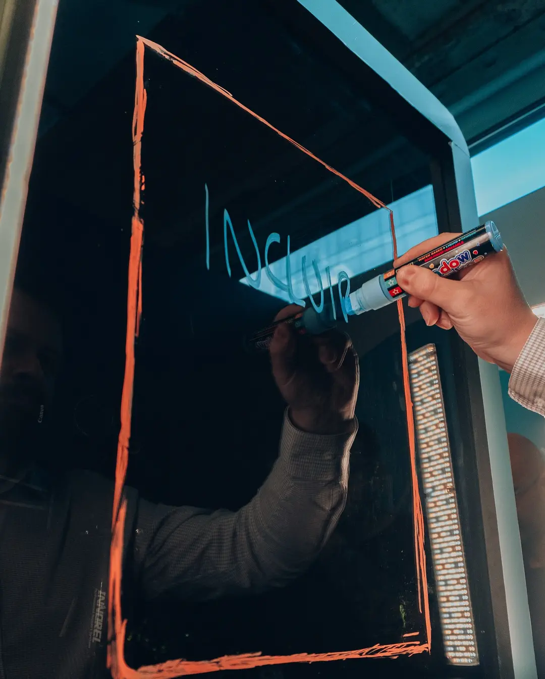 Clipboard Experience: Transforme Ideias em Ativações de Marketing Inesquecíveis! - Image