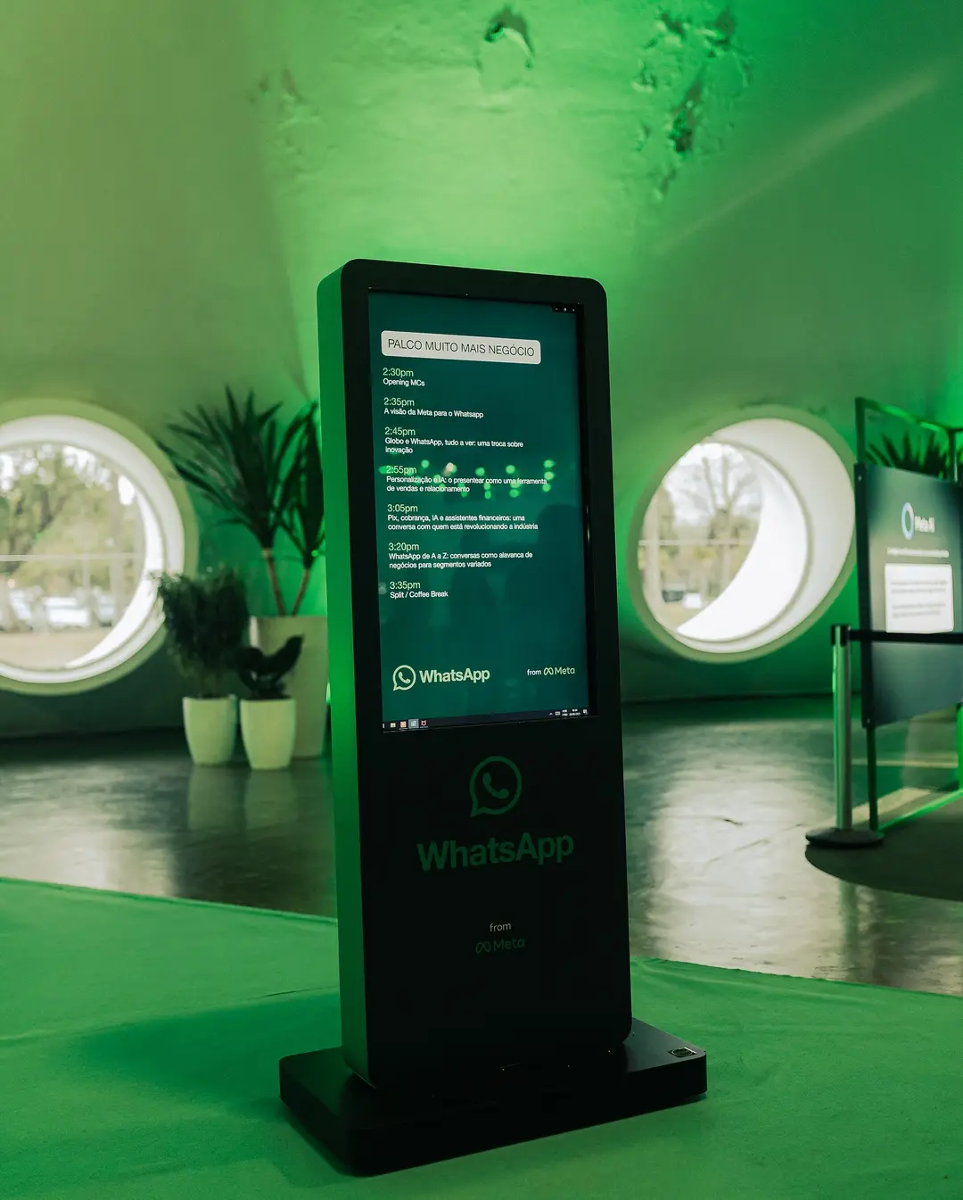 Ativação de Eventos: Como o WhatsApp Business Summit Engajou Participantes com Tecnologia - Image