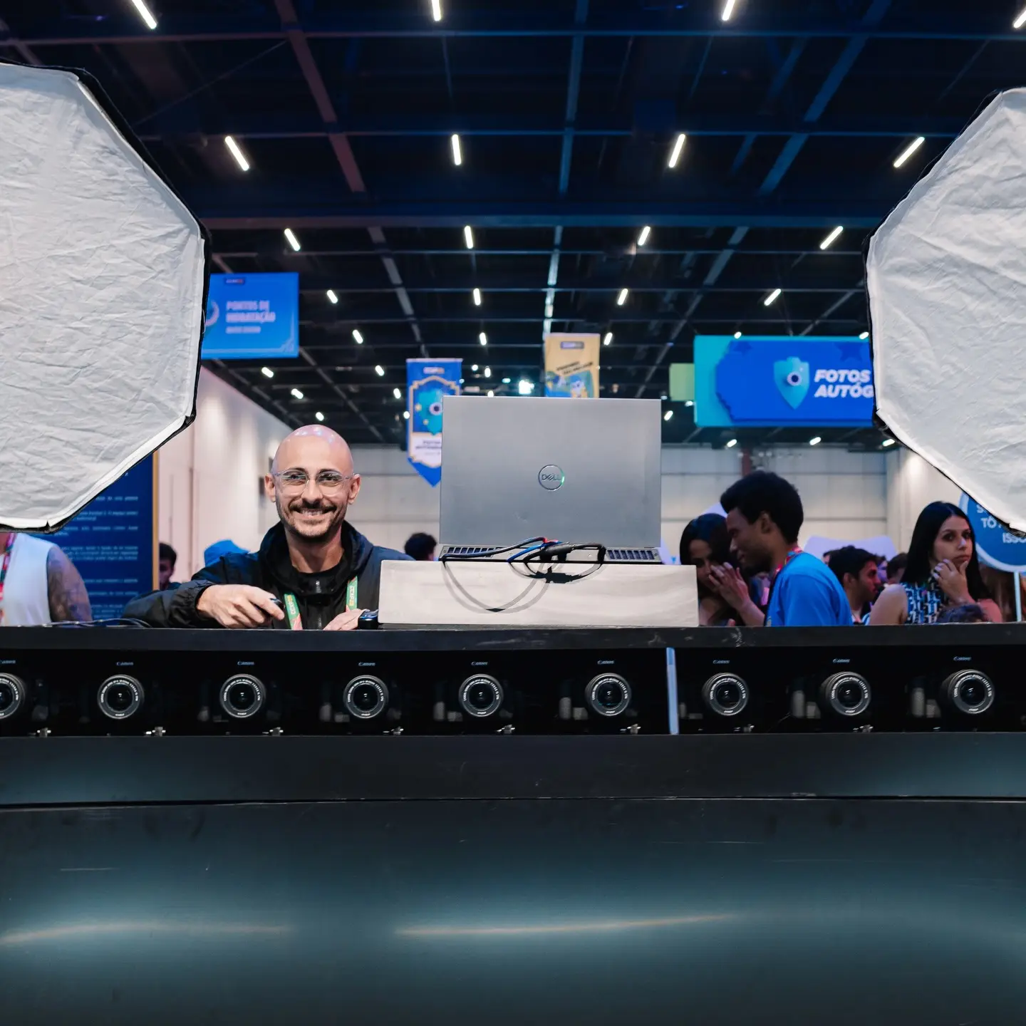 Photofreeze na CCXP: Capture Momentos Épicos no Estilo Matrix e impulsione sua marca