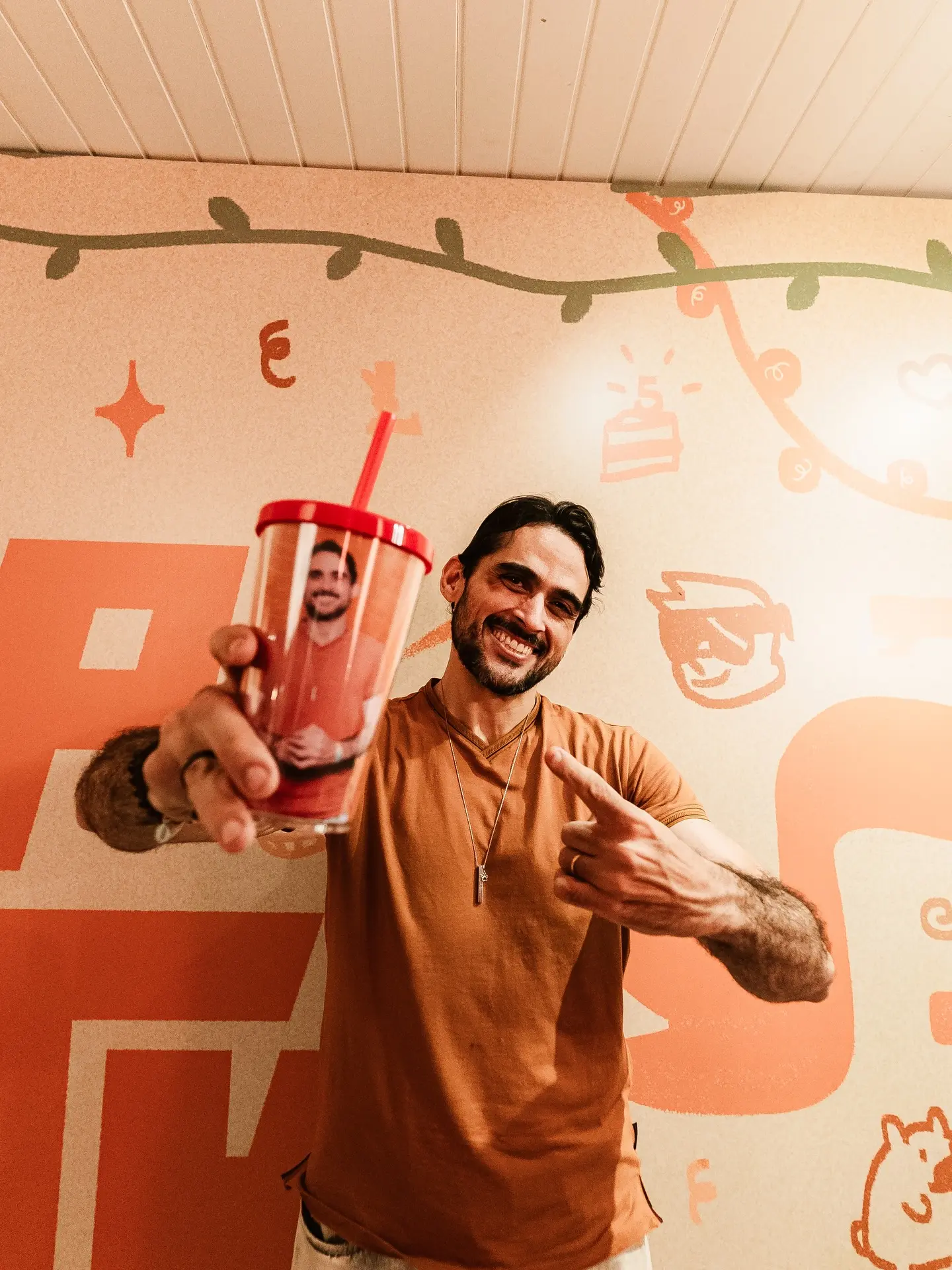 Copos Personalizados: Celebrando Sucessos e Conectando Marcas