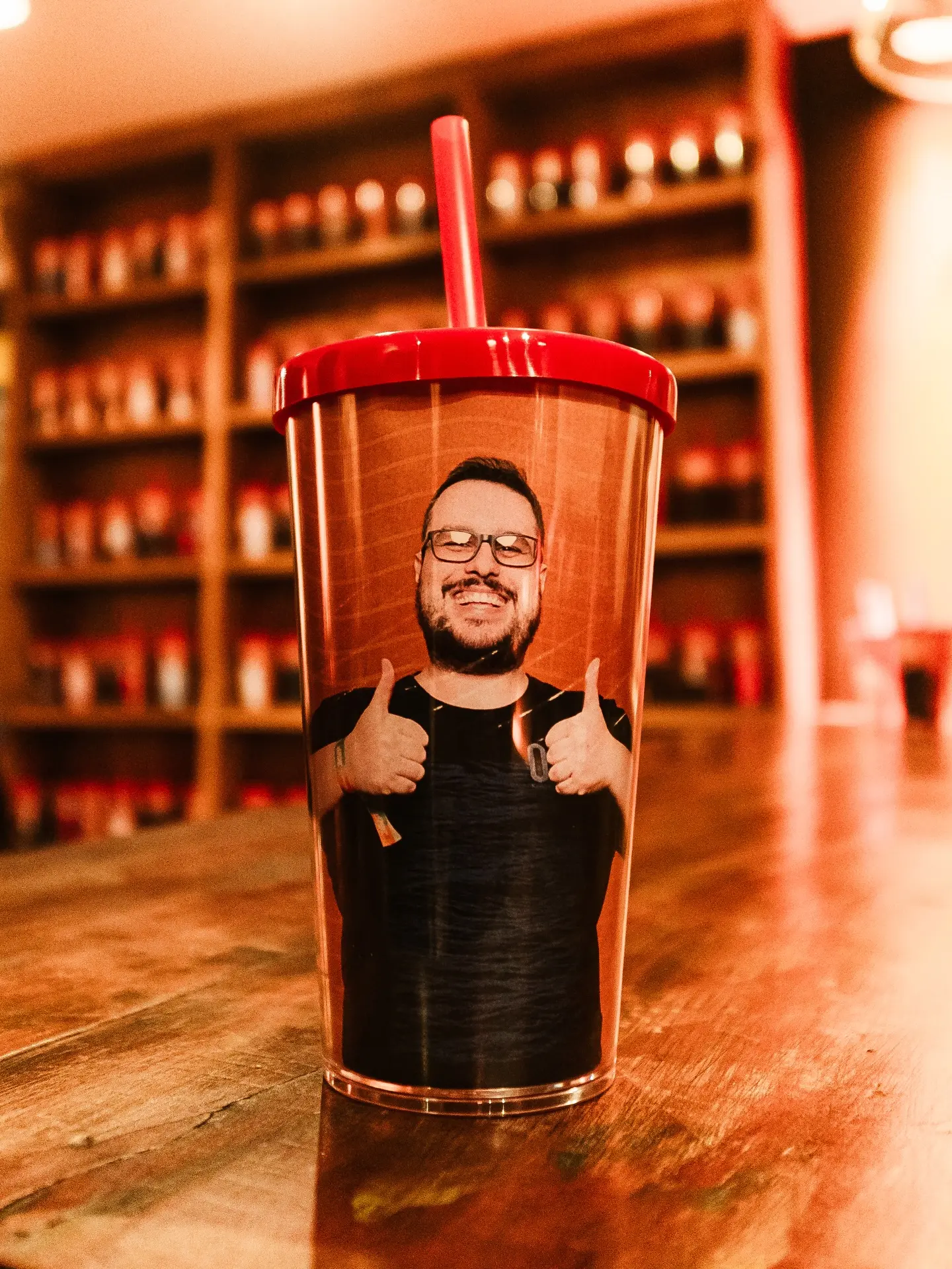 Copos Personalizados: Celebrando Sucessos e Conectando Marcas