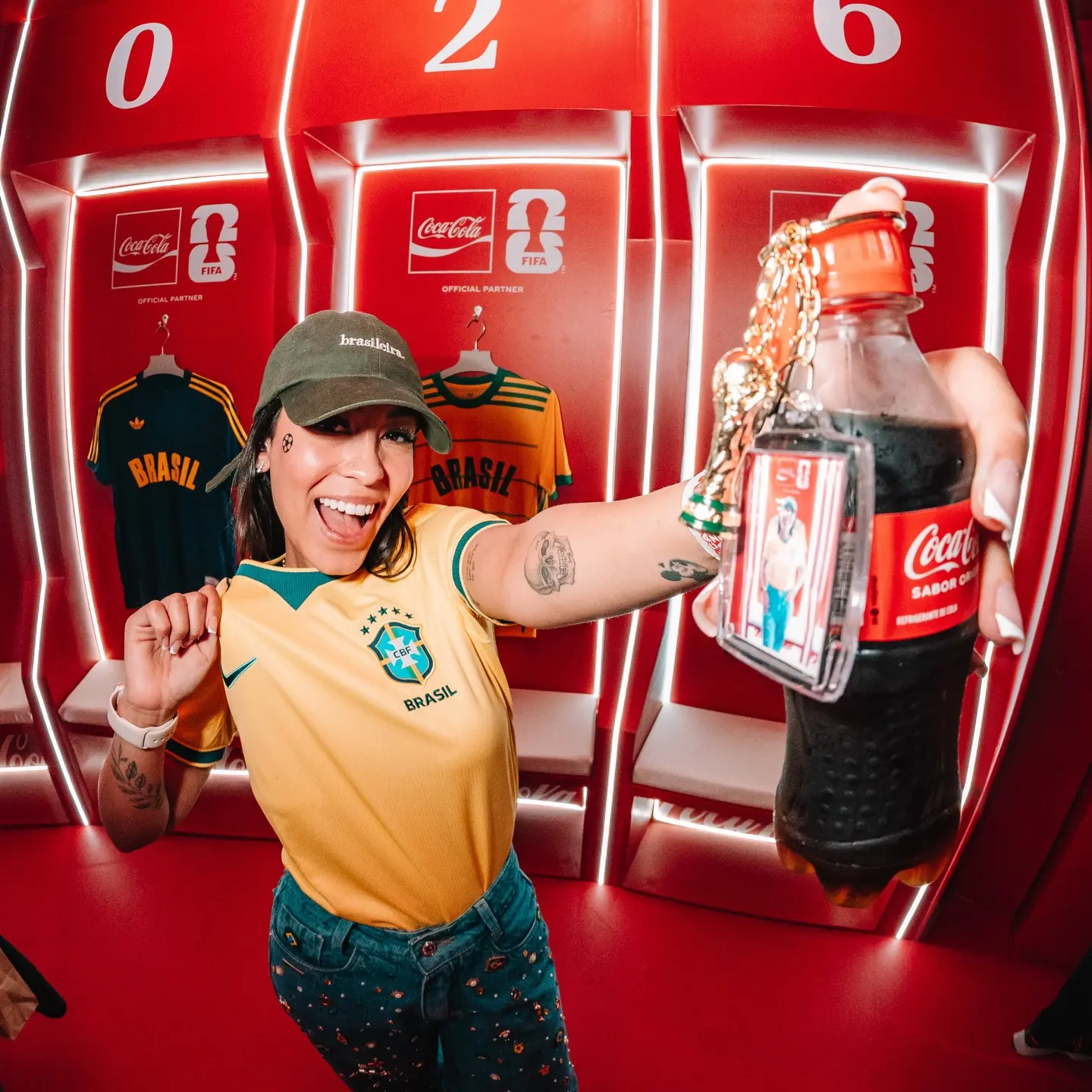 Ativação de Marca na Casa CazéTV: Como a Coca-Cola Engajou o Público para a Copa do Mundo