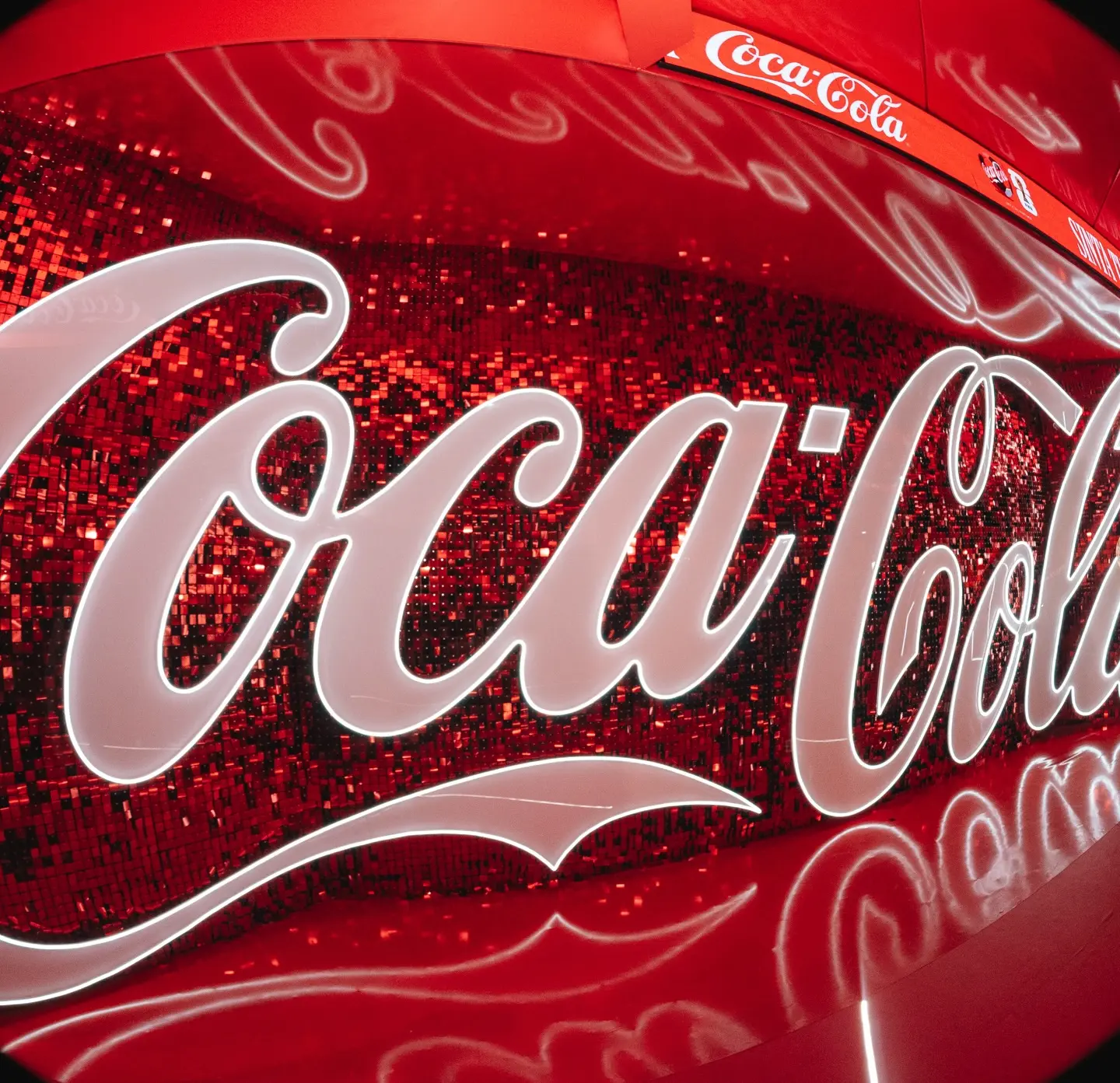 Ativação de Marca da Coca-Cola na Casa Cazé TV: O Poder da Experiência em Eventos
