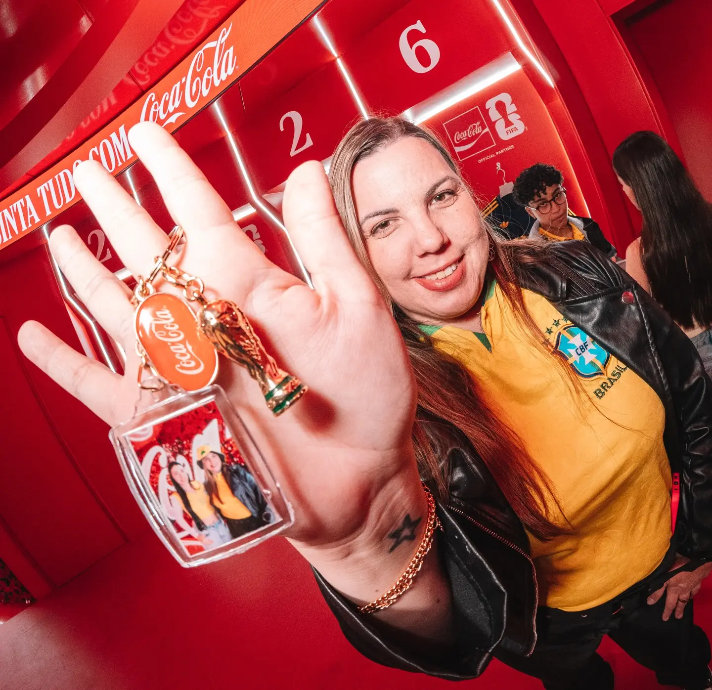 Ativação de Marca da Coca-Cola na Casa Cazé TV: O Poder da Experiência em Eventos