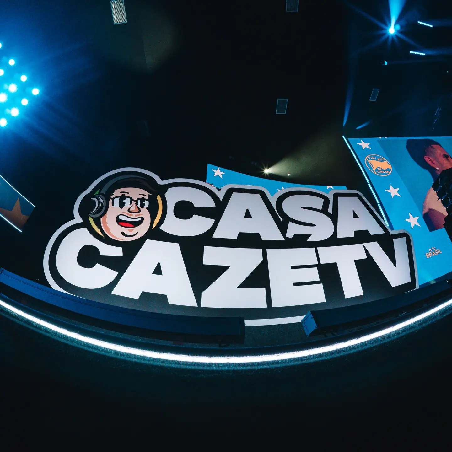 Ativações de Marca em Eventos Esportivos: O Sucesso da Casa CazéTV com a ThinkPrintBrasil